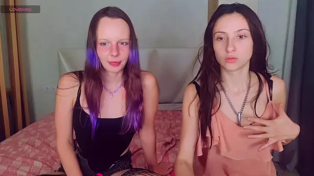 Ooh_nymphs