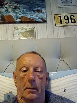 degsyjohn live cam on StripChat