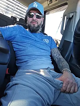 beardedtattood (Ask my age) - 😈 good morning daddy, take off coat😈