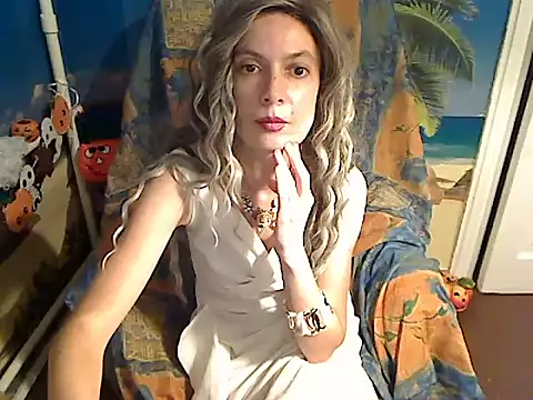 Bastet12 live cam on StripChat