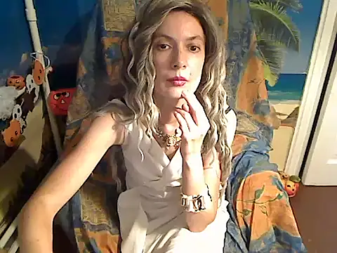 Bastet12 live cam on StripChat