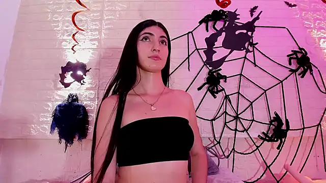 Valeria_noir