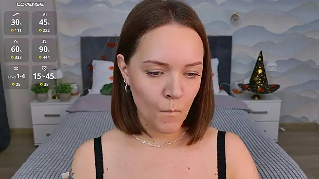 Chloe_Sapphire live cam on StripChat