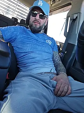 Beardedtattood live webcam