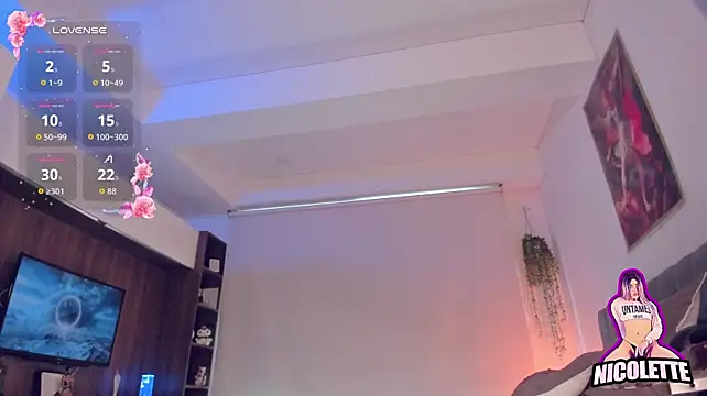 nicolette_tay