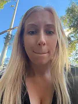 TrueSexyCrime live sex cam