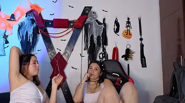 Hana_and_Chantal