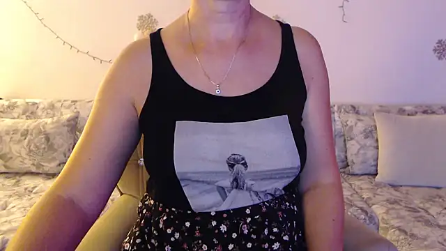 YourfantasyGiuly webcam