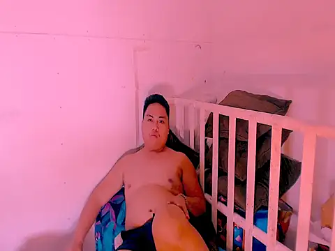 Hardking_69 live cam on StripChat
