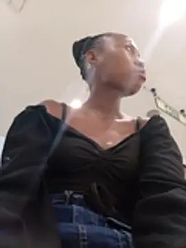 Sweethoneypot25 webcam