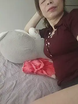 -Tevi- live cam on StripChat
