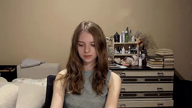 Emi1y_Angel11