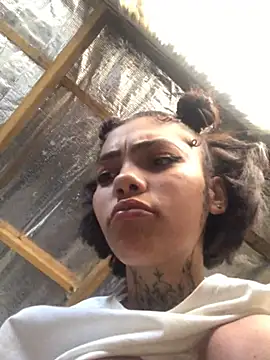 Allegedly_Yours webcam