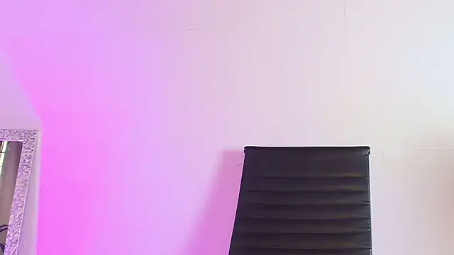 violet_lombardi