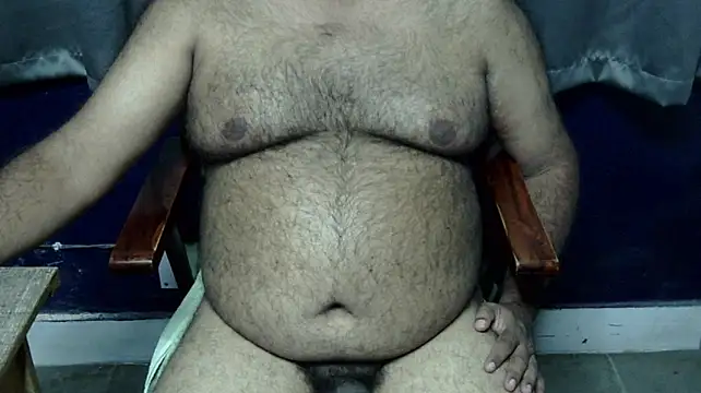 hairysubcub_70 live cam on StripChat
