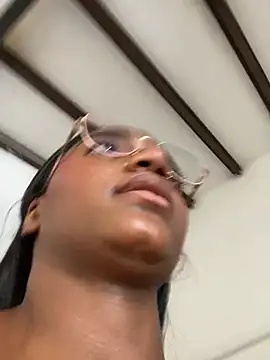 MiaaHoward
