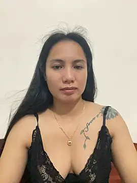 -Lyny- live cam on StripChat