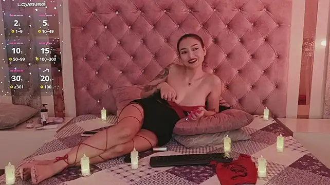 Say_Tattoo live cam on StripChat