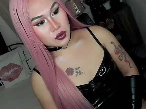 Mistress_Alexa live cam on StripChat