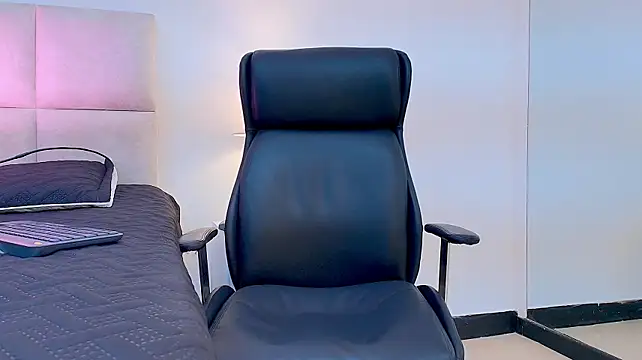NicoSaint_ webcam