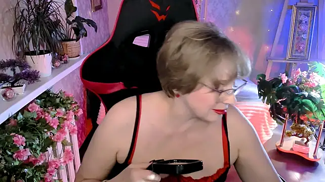 sugar_vivien live cam on StripChat