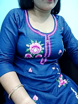 Your_Ladoo live cam on StripChat