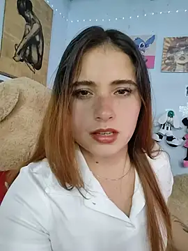 Little_Princess_Naty live cam on StripChat