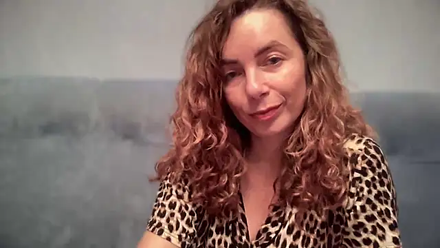 An-itt live cam on StripChat