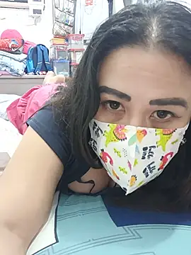 AlexaNicole live cam on StripChat