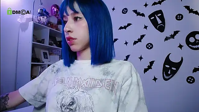 dakota_senju live cam on StripChat