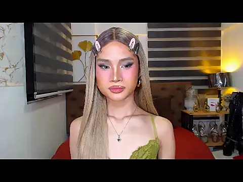 JuicyCockThea