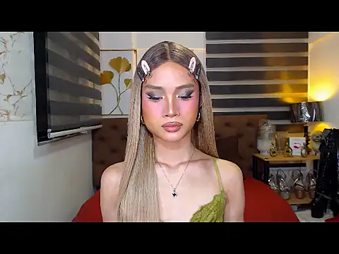 JuicyCockThea