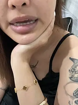 _AnneMia_