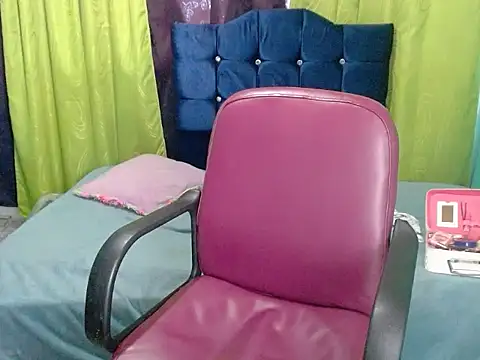 Karlotadiva1