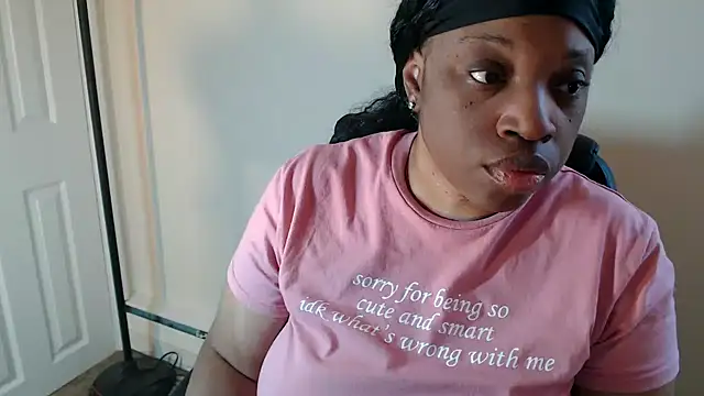 sexymona1218 (F mature) - Oil ass 250
