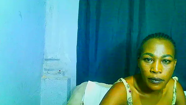 freaky_naughty live cam on StripChat