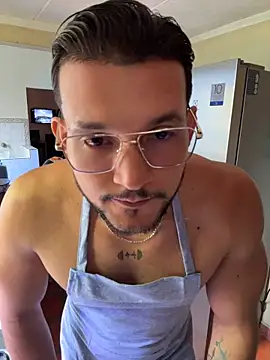 Marco_Vega live cam on StripChat