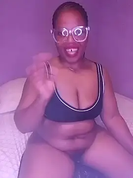 SexyLadyAfrica live cam on StripChat