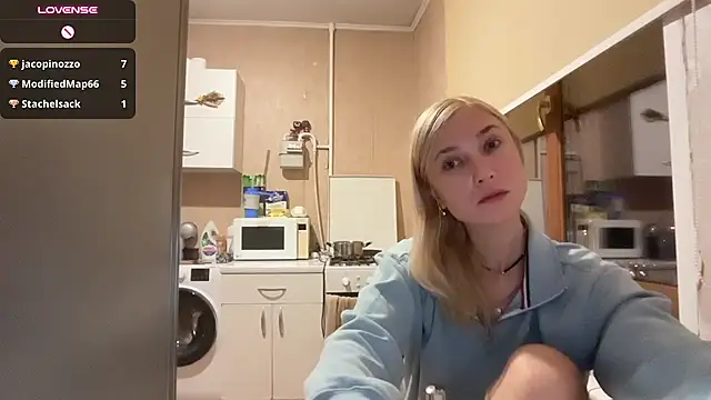 AngelJeni live cam on StripChat