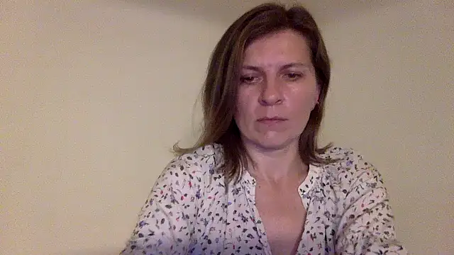 Zirelliny live cam on StripChat