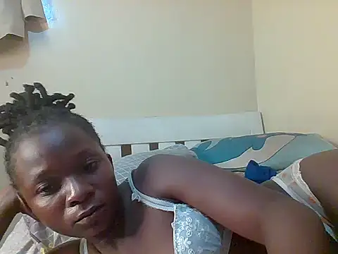 Little_curves live cam on StripChat
