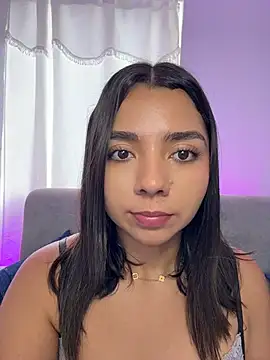 isabella_vega1 live cam on StripChat