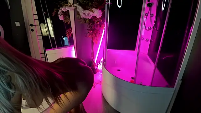 Valerie_Foxy