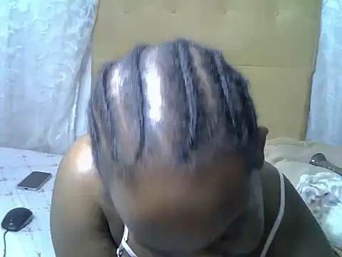 SheeMale459