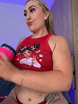ELA_PL live cam on StripChat