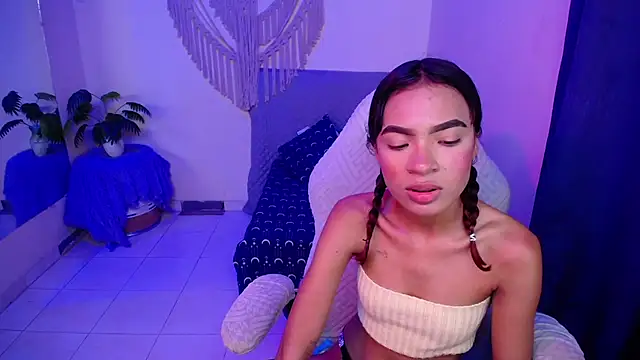 Velvet_Dream_ live cam on StripChat