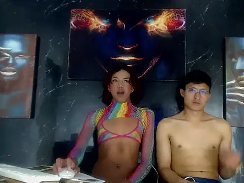 CamAndOfficial live cam on StripChat