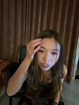 yezi740 live cam on StripChat
