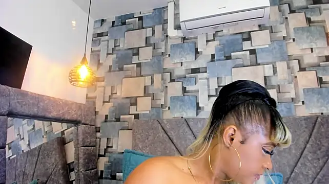 angel_dthroatt
