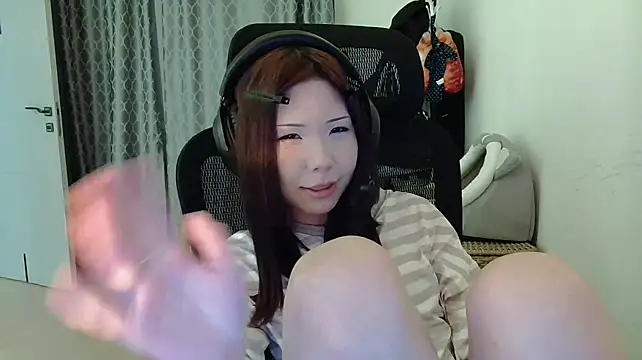 AprilOnilll